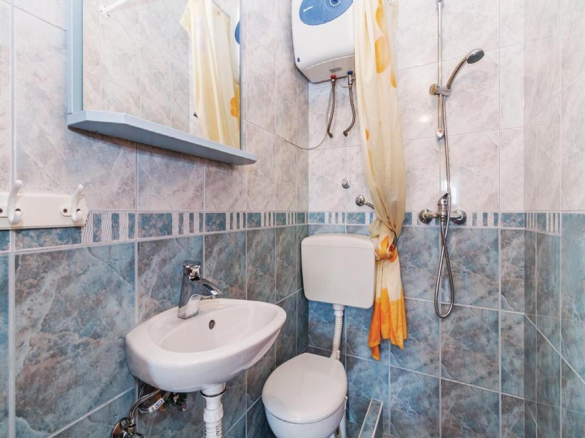 Apartments Hak Vir Εξωτερικό φωτογραφία