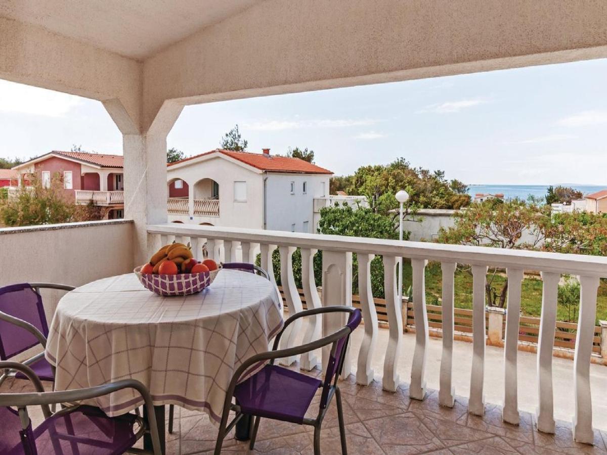 Apartments Hak Vir Εξωτερικό φωτογραφία